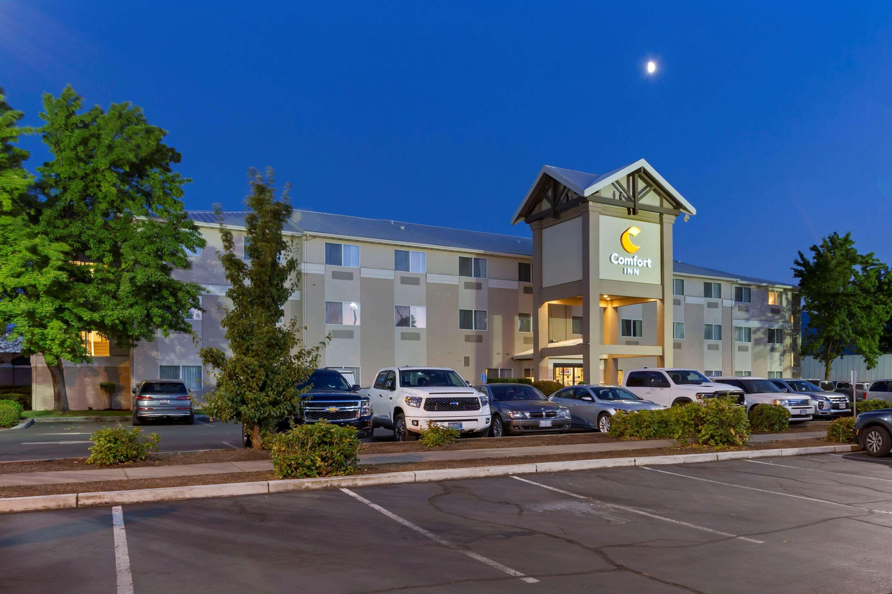 Comfort Inn Medford South Экстерьер фото