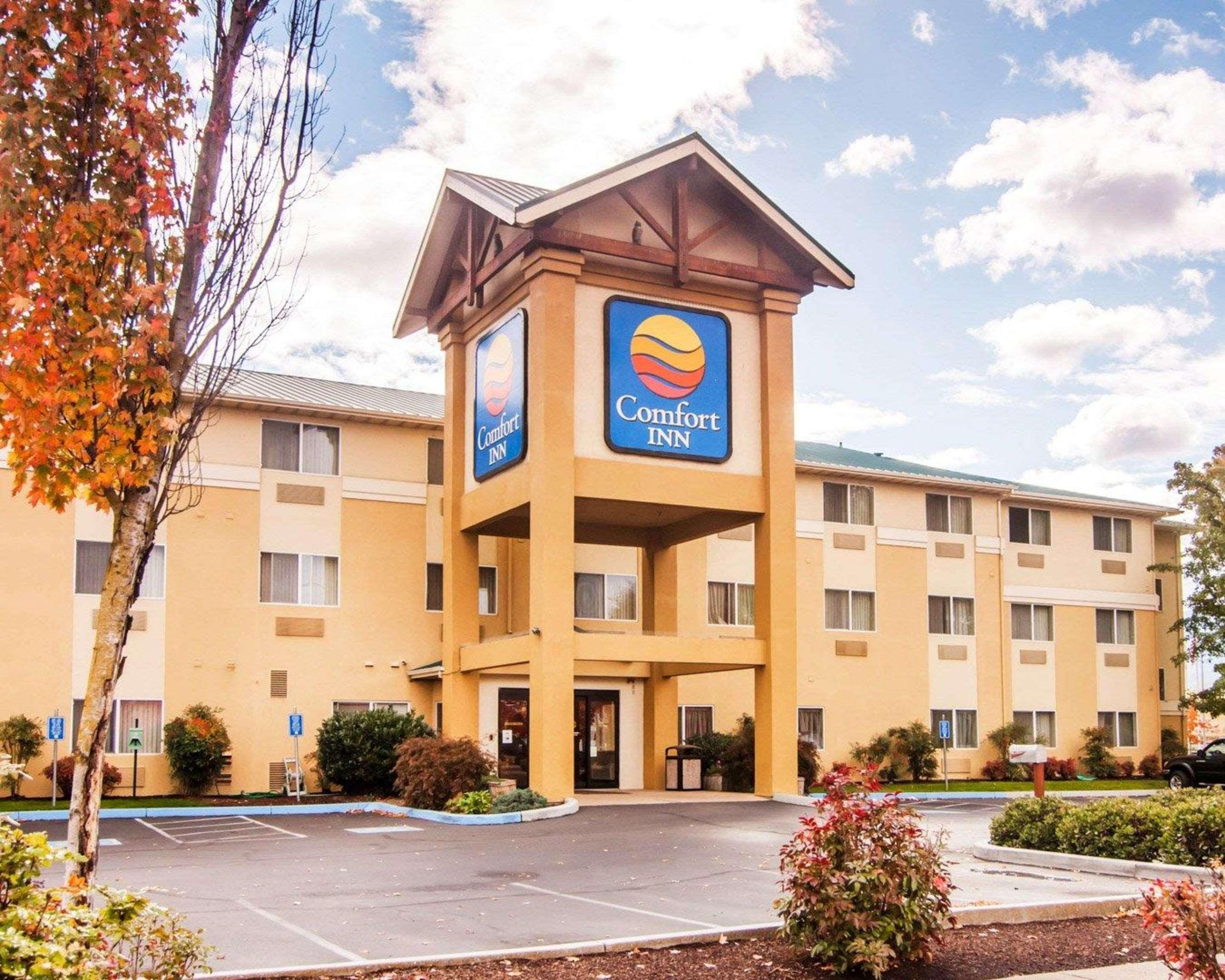 Comfort Inn Medford South Экстерьер фото